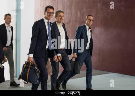 Hendrik Wuest (Ministro Presidente della Renania settentrionale-Vestfalia, CDU) di fronte alle consultazioni della Conferenza dei presidenti dei ministri con i capi Foto Stock