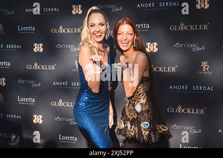 Beatrice Torino e Xenia Principessa di Sassonia alla prima Fashion Night con Harald Gloeoeckler per la sua nuova collezione di moda Teuber by HARALD Foto Stock