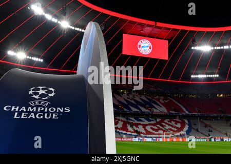 Arch, Arch, Road to London, tabellone segnapunti, logo, Champions League, CL, Allianz Arena, Monaco di Baviera, Germania Foto Stock
