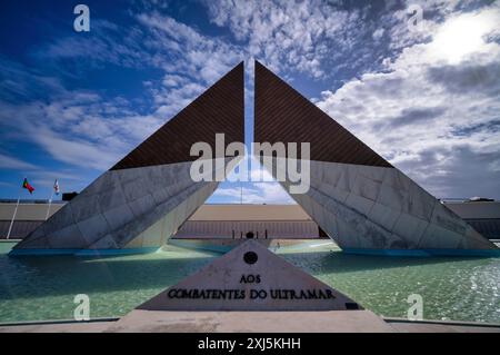 Monumento aos Combatentes do Ultramar, Monumento ai veterani, soldati caduti, d'oltremare, Belem, Lisbona, Portogallo Foto Stock