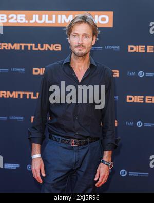 Premiere - Die Ermittlung Andreas Pietschmann bei der Premiere zu die Ermittlung im Zoo Palast AM 16.07.2024 a Berlino. *** Premiere Die Ermittlung Andreas Pietschmann alla prima di Die Ermittlung allo Zoo Palast il 16 07 2024 a Berlino Copyright: XEventpressxKochanx Foto Stock