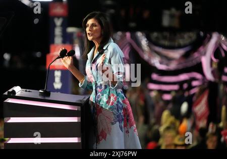 Milwaukee, Stati Uniti. 16 luglio 2024. L'ex ambasciatore delle Nazioni Unite Nikki Haley parla durante la Convention nazionale repubblicana del 2024 al Fiserv Forum di Milwaukee, Wisconsin, lunedì 16 luglio 2024. La città di Milwaukee ospita la Convention Repubblicana del 2024 che si terrà dal 15 al 18 luglio. Foto di David Banks/UPI credito: UPI/Alamy Live News Foto Stock