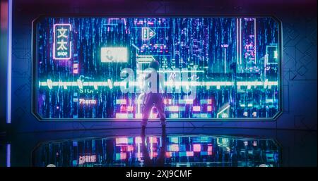 Riprese cinematografiche con un elegante modello Cosplay con capelli blu che guarda fuori dalla finestra in una futuristica città spaziale cibernetica con luci al neon. Giovane donna in una realtà aumentata Cyberpunk Foto Stock