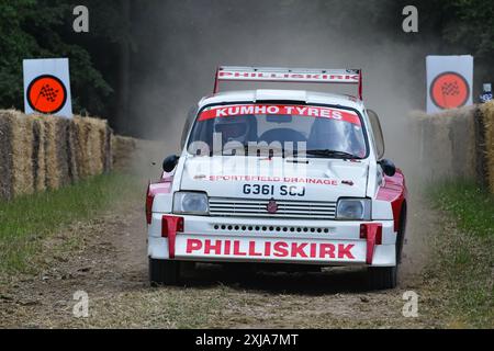 Warren Philliskirk, MG Metro 6R4, Legends of Group B, una selezione di auto iconiche che dimostrano gli estremi estremi dello sviluppo dei veicoli per World Foto Stock