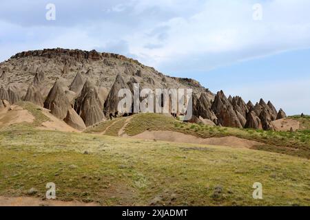 Camini delle fate nella valle di Ihlara, in Turchia Foto Stock