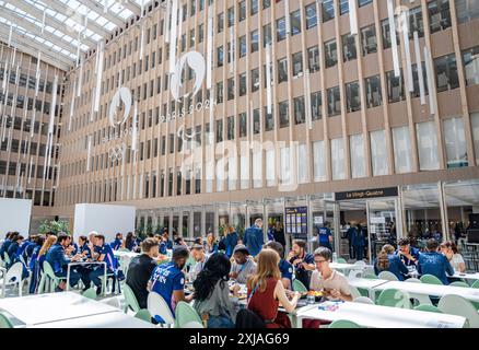 Parigi, Parigi 2024 Comitato organizzatore a Parigi. 17 luglio 2024. La foto scattata il 17 luglio 2024 mostra una visione generale dell'edificio degli uffici del comitato organizzatore di Parigi 2024 a Parigi, in Francia, il 17 luglio 2024. Crediti: Sun Fei/Xinhua/Alamy Live News Foto Stock