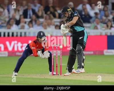 Londra, Regno Unito. 17 luglio 2024. Londra, Inghilterra, 17 luglio 2024: Izzy Gaze (13 nuova Zelanda) durante la quinta partita Vitality T20 International tra Inghilterra e nuova Zelanda al Lord's Cricket Ground di Londra, Inghilterra. (Jay Patel/SPP) credito: SPP Sport Press Photo. /Alamy Live News Foto Stock