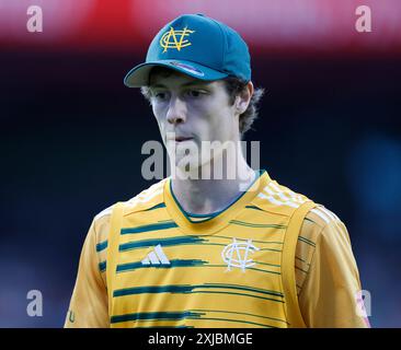 17 luglio 2024; Emirates Old Trafford Cricket Ground, Manchester, Inghilterra; Vitality Blast T20 League Cricket, Lancashire Lightning contro Nottinghamshire Outlaws; Calvin Harrison di Nottingham Outlaws Foto Stock