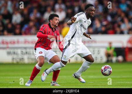 Lamare Bogarde dell'Aston Villa durante l'amichevole di pre-stagione Walsall contro Aston Villa al Bescot Stadium di Walsall, Regno Unito. 17 luglio 2024. (Foto di Gareth Evans/News Images) a Walsall, Regno Unito il 17/7/2024. (Foto di Gareth Evans/News Images/Sipa USA) credito: SIPA USA/Alamy Live News Foto Stock