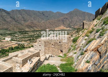 Al Bahah, Arabia Saudita: L'antico villaggio Thee Ain, o Zee Ain, sulle montagne dell'Arabia Saudita vicino a Jeddah in una giornata di sole Foto Stock