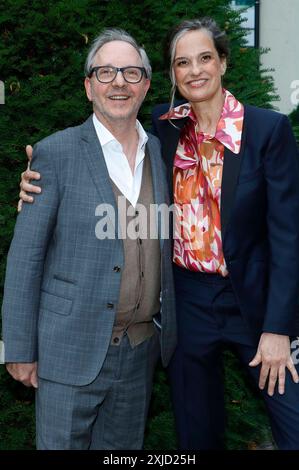 Olli Dittrich und Natja Brunckhorst bei der Premiere des Kinofilms Zwei zu eins im Delphi Filmpalast. Berlino, 17.07.2024 *** Olli Dittrich e Natja Brunckhorst alla prima del film Zwei zu eins al Delphi Filmpalast Berlin, 17 07 2024 foto:XA.xBuggex/xFuturexImagex eins 4708 Foto Stock