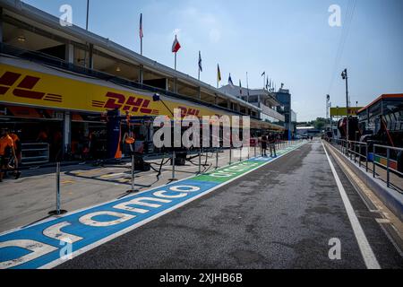 Mogyorod, Ungheria, 18 luglio, Gran Premio d'Ungheria, dall'Hungaroring, Mogyorod compete per l'Ungheria 2024. L'allestimento, il 13° round del campionato di Formula 1 del 2024. Crediti: Michael Potts/Alamy Live News Foto Stock