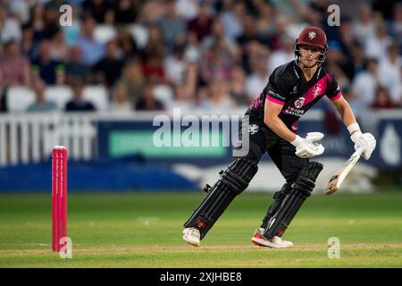 Taunton, Regno Unito. 18 luglio 2024. Tom Abell dei Somerset batté durante il Vitality Blast match tra Somerset e Sussex Sharks al Cooper Associates County Ground. Crediti: Dave Vokes/Alamy Live News Foto Stock