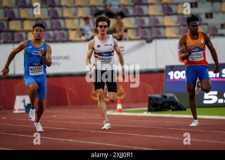 Banska Bystrica, Slovacchia. 18 luglio 2024. Rune Vandezande nella foto durante la semifinale maschile dei 100 m agli European Athletics U18 Championships, a Banska Bystrica, Slovacchia, giovedì 18 luglio 2024. I campionati europei U18 si svolgono dal 18 al 21 luglio. BELGA PHOTO COEN SCHILDERMAN credito: Belga News Agency/Alamy Live News Foto Stock