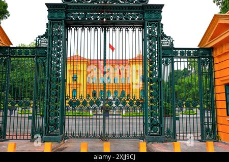 Palazzo Presidenziale (Phu Chu tich), un palazzo coloniale francese per il presidente del Vietnam a ha noi Vietnam Foto Stock