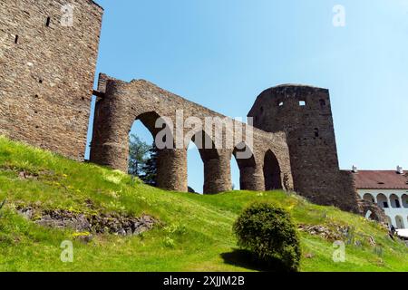 Castello di Kasperk (Hrad Kasperk), Repubblica Ceca. Il castello di Kasperk è un castello medievale situato ai piedi del Parco Nazionale di Sumava. Con la sua elevazione Foto Stock