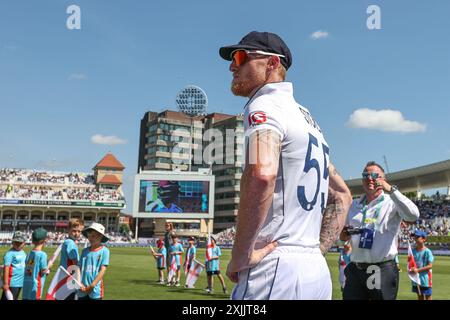 Ben Stokes dell'Inghilterra si schiera contro le Indie occidentali durante il 2° Rothesay test match giorno due Inghilterra contro Trent Bridge, Nottingham, Regno Unito, 19 luglio 2024 (foto di Mark Cosgrove/News Images) Foto Stock