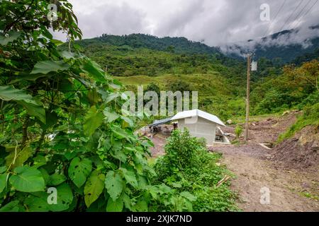 Progetto di energia idroelettrica madre Selva, Sierra de los Cuchumatanes, Quiche, Repubblica del Guatemala, America centrale Foto Stock