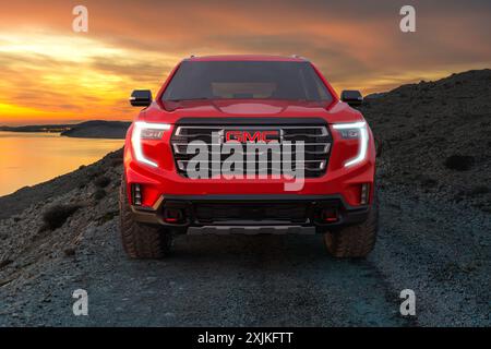 2024 GMC Acadia - SUV di medie dimensioni Foto Stock