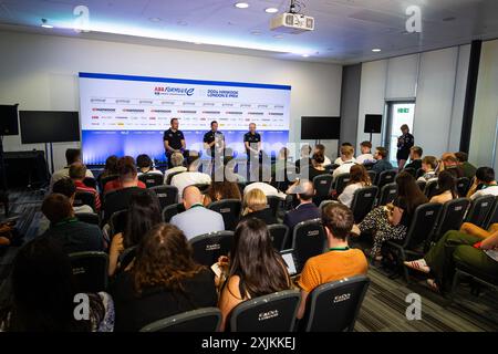 Londra, Royaume University. 19 luglio 2024. BARCLAY James, Panasonic Jaguar Racing Team Director, Ritratto, durante l'ePrix di Londra di Hankook 2024, decimo incontro del Campionato Mondiale ABB FIA Formula e 2023-24, sull'Excel London dal 18 al 21 giugno 2024 a Londra, Regno Unito - foto Javier Jimenez/DPPI credito: DPPI Media/Alamy Live News Foto Stock