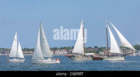 Vela Elegant, barche a vela, Laboe, Kieler Woche, Kiel Fjord, Kiel, Schleswig-Holstein, Germania Foto Stock