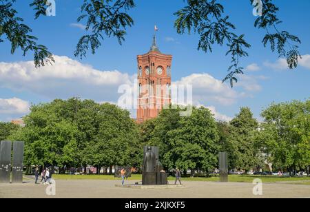 Marx-Engels-Forum, Rotes Rathaus, Rathausstrasse, Mitte, Berlino, Germania Foto Stock