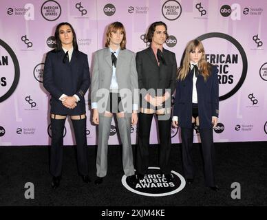 Ethan Torchio, Thomas raggi, Damiano David e Victoria De Angelis di Maneskin agli American Music Awards 2022 tenuti al Microsoft Theater di Foto Stock