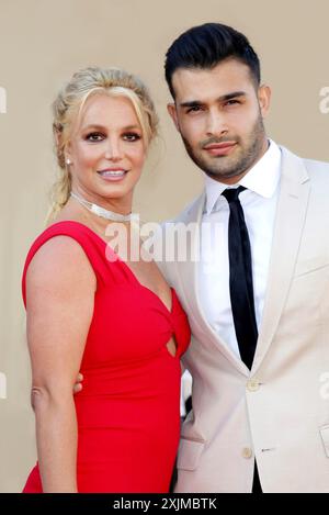 Britney Spears e Sam Asghari alla prima di Los Angeles di 'Once upon a Time in Hollywood' tenutasi al TCL Chinese Theatre IMAX di Hollywood, USA Foto Stock