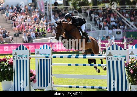 Federico Fernandez del Messico con Diamanti sono unici durante il CSI5* Prix Cordon Group al Jumping International de Dinard il 19 luglio 2024, Dinard, Francia (foto di Maxime David - MXIMD Pictures) Foto Stock