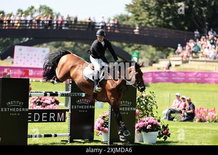 Federico Fernandez del Messico con Diamanti sono unici durante il CSI5* Prix Cordon Group al Jumping International de Dinard il 19 luglio 2024, Dinard, Francia (foto di Maxime David - MXIMD Pictures) Foto Stock