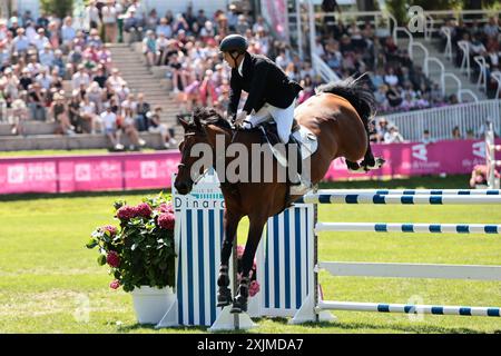 Federico Fernandez del Messico con Diamanti sono unici durante il CSI5* Prix Cordon Group al Jumping International de Dinard il 19 luglio 2024, Dinard, Francia (foto di Maxime David - MXIMD Pictures) Foto Stock