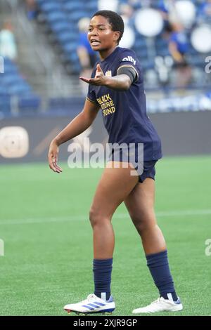 Seattle, Stati Uniti. 19 luglio 2024. L'attaccante del Seattle Reign FC Tziarra King (23) chiede all'arbitro assistente di un fallo in un match della NWSL x LIGA MX Femenil Summer Cup contro gli Utah Royals al Lumen Field di Seattle, Washington, il 19 luglio 2024. (Foto di Nate Koppelman/Sipa USA) credito: SIPA USA/Alamy Live News Foto Stock