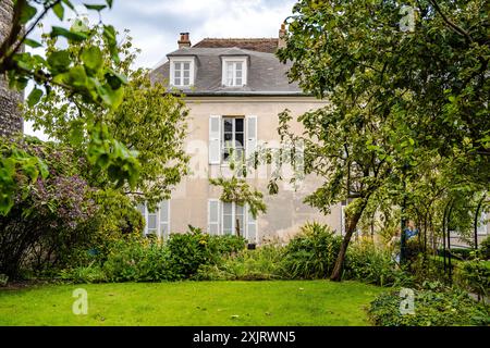 Giardino di Renoir del Musée de Montmartre (Museo di Montmartre) in rue Cortot nel 18° arrondissement di Parigi, Francia. Foto Stock