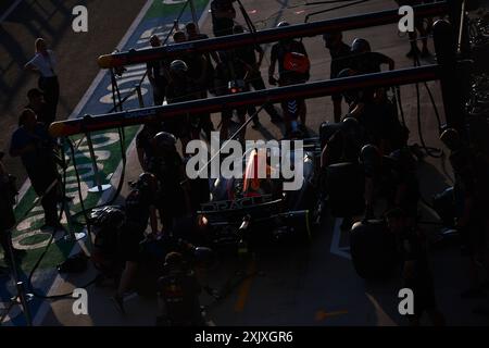 Budapest, Ungheria. 18 luglio 2024. Red Bull Racing pit stop prove durante il Gran Premio d'Ungheria di Formula 1 2024, 13° round del Campionato del mondo di Formula 1 2024 dal 19 al 21 luglio 2024 sull'Hungaroring, a Mogyorod, Ungheria - Photo Eric Alonso/DPPI Credit: DPPI Media/Alamy Live News Foto Stock