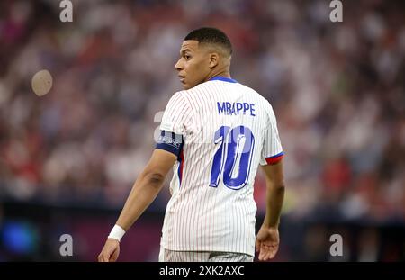 MONACO DI BAVIERA, GERMANIA - 09 LUGLIO: La Francia Kylian Mbappe partecipa alla semifinale di UEFA EURO 2024 tra Spagna e Francia all'Arena di Monaco di Baviera il 9 luglio 2024. © diebilderwelt / Alamy Stock Foto Stock