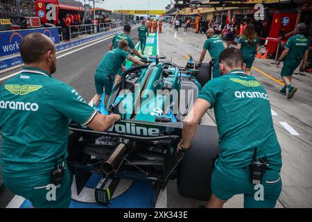 Budapest, Ungheria. 20 luglio 2024. La vettura Aston Martin di Lance Stroll si vede dopo la sessione di qualificazione in vista del Gran Premio di F1 d'Ungheria a Hungaroring il 20 luglio 2024 a Budapest, Ungheria. (Credit Image: © Beata Zawrzel/ZUMA Press Wire) SOLO PER USO EDITORIALE! Non per USO commerciale! Foto Stock