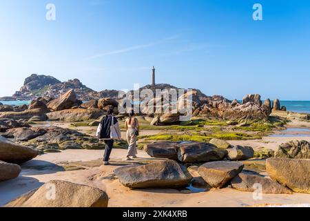 Visitatori della spiaggia di KE GA a Mui ne, Phan Thiet, Binh Thuan, Vietnam. Il Capo KE GA o faro è la destinazione più apprezzata dai visitatori. Co. Viaggi Foto Stock