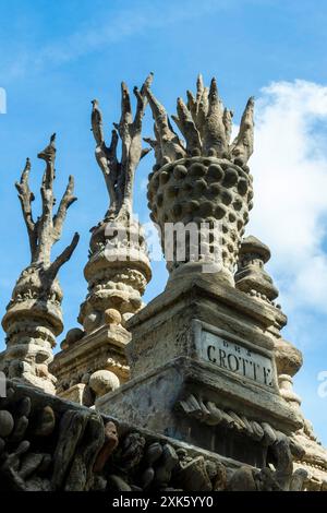 Drôme (26) Hauterives. Le Palais idéal du Facteur Cheval chef-d'oeuvre de l'art naif, Monument construit de 1879 à 1912 // Francia. Alvernia-Rodano-Alpe Foto Stock