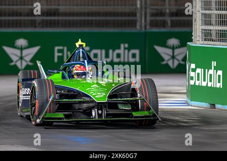 Robin Frijns pilota di ENVISION RACING durante le qualifiche per l'e-Prix di Londra di Hankook 2024 all'Excel Centre, London Docklands, Regno Unito, il 21 luglio 2024. Foto di Phil Hutchinson. Solo per uso editoriale, licenza richiesta per uso commerciale. Non utilizzare in scommesse, giochi o pubblicazioni di singoli club/campionato/giocatori. Crediti: UK Sports Pics Ltd/Alamy Live News Foto Stock