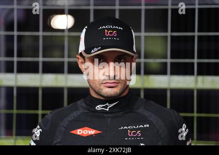 Mitch Evans di Jaguar TCS Racing il secondo giorno dell'e-Prix di Londra di Hankook 2024 all'Excel Circuit di Londra. Data foto: Domenica 21 luglio 2024. Foto Stock