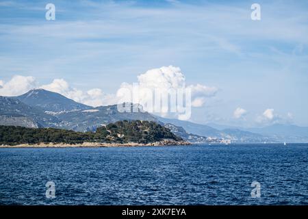 Vedute panoramiche della penisola di Saint Jean Cap Ferrat al tramonto Foto Stock