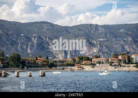 Vedute panoramiche della penisola di Saint Jean Cap Ferrat al tramonto Foto Stock