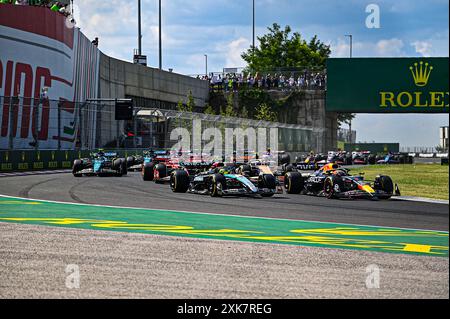 Mogyorod, Ungheria. 21 luglio 2024. Inizio della gara durante il Raceday di domenica 21 luglio del Gran Premio d'Ungheria di Formula 1 2024, in programma sul circuito Hungaroring di Mogyorod, Budapest, Ungheria, dal 19 luglio al 21 luglio 2024 (foto di Alessio De Marco/Sipa USA) credito: SIPA USA/Alamy Live News Foto Stock