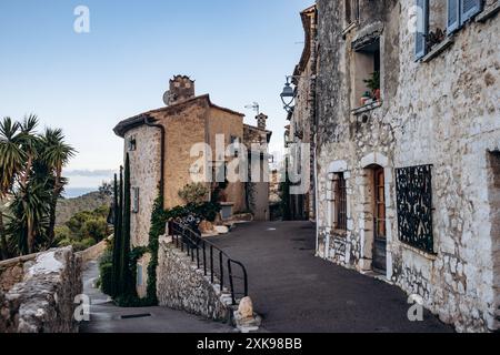 Splendido e pittoresco villaggio di Saint Paul de Vence nel sud della Francia, al tramonto Foto Stock