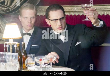 LEGEND 2015 Universal Pictures film con Tom Hardy a destra e Charley Palmer Rothwell Foto Stock