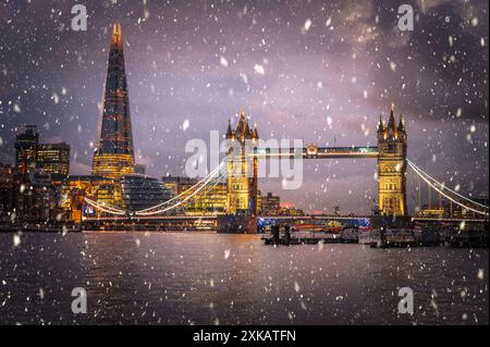 Paesaggio con Tower Bridge a Londra, Gran Bretagna Foto Stock