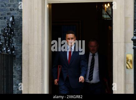 Downing Street, Londra, Regno Unito. 23 luglio 2024. Minsters lascia la riunione settimanale del Gabinetto. NELLA FOTO: L'onorevole Wes Streeting, Segretario di Stato per la salute e l'assistenza sociale, lascia Downing St BridgetCatterall/AlamyLiveNews Foto Stock