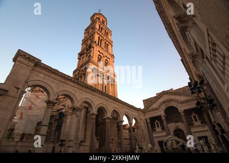 Peristilio del Palazzo di Diocleziano, Split, Croazia Foto Stock