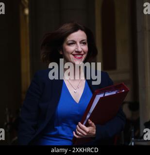 Downing Street, Londra, Regno Unito. 23 luglio 2024. I ministri arrivano per la riunione settimanale del Gabinetto. NELLA FOTO: Bridget Philipson, Segretario di Stato per l'istruzione, arriva a Downing St. BridgetCatterall/AlamyLiveNews Foto Stock