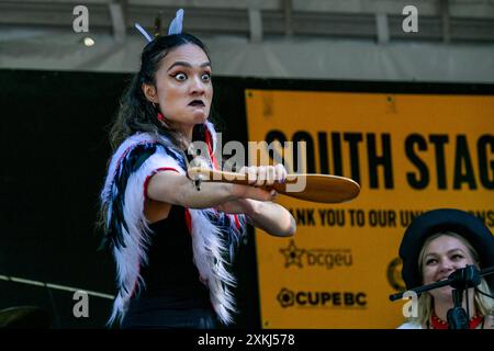 Māmā Mihirangi & The Māreikura, Māori culture, Vancouver Folk Music Festival, Vancouver, British Columbia, Canada Foto Stock